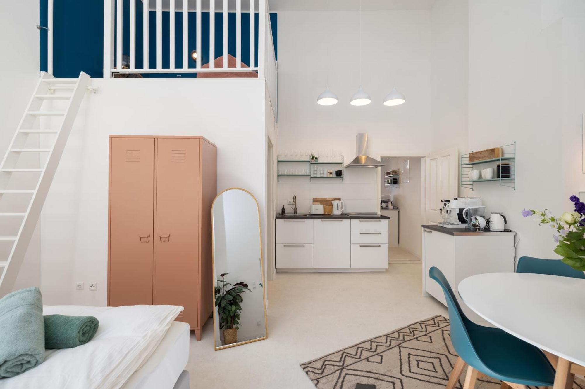 Great 2-Room Loft With 2 Bathrooms And 2 Kitchen Berlin Exterior photo